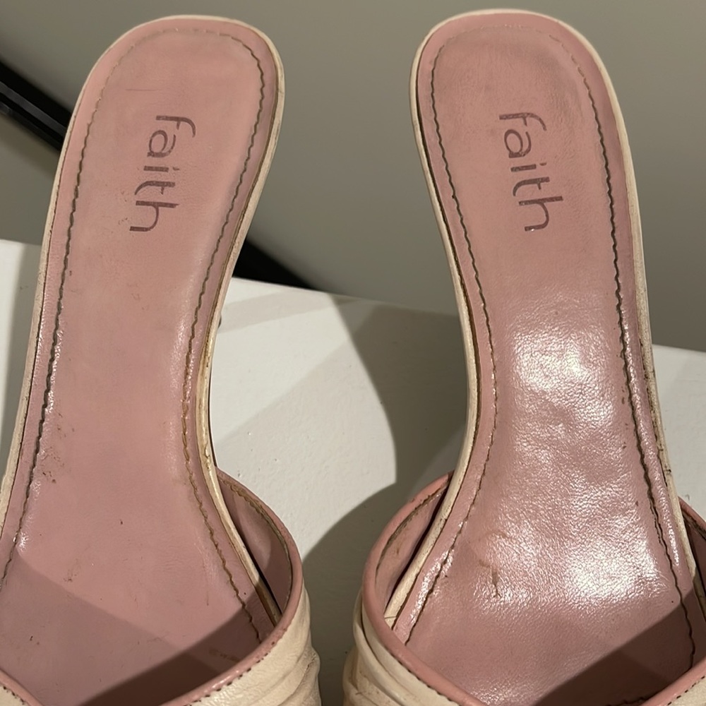 Faith Mules - Picture 3 of 12